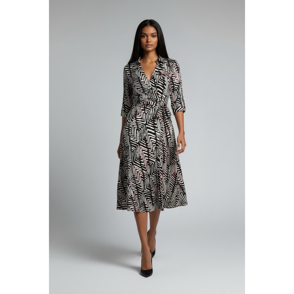Diane Von Furstenburg Geometric Print 100% Silk‎ True Wrap Collard Dress Size 2